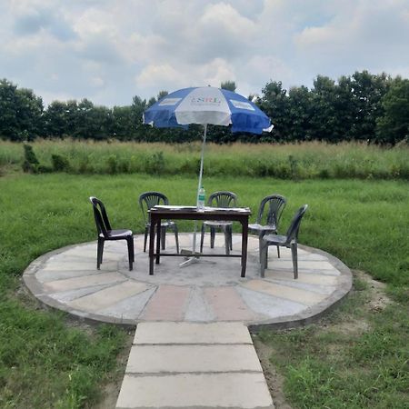 Nature Homestay Varanasi Luaran gambar