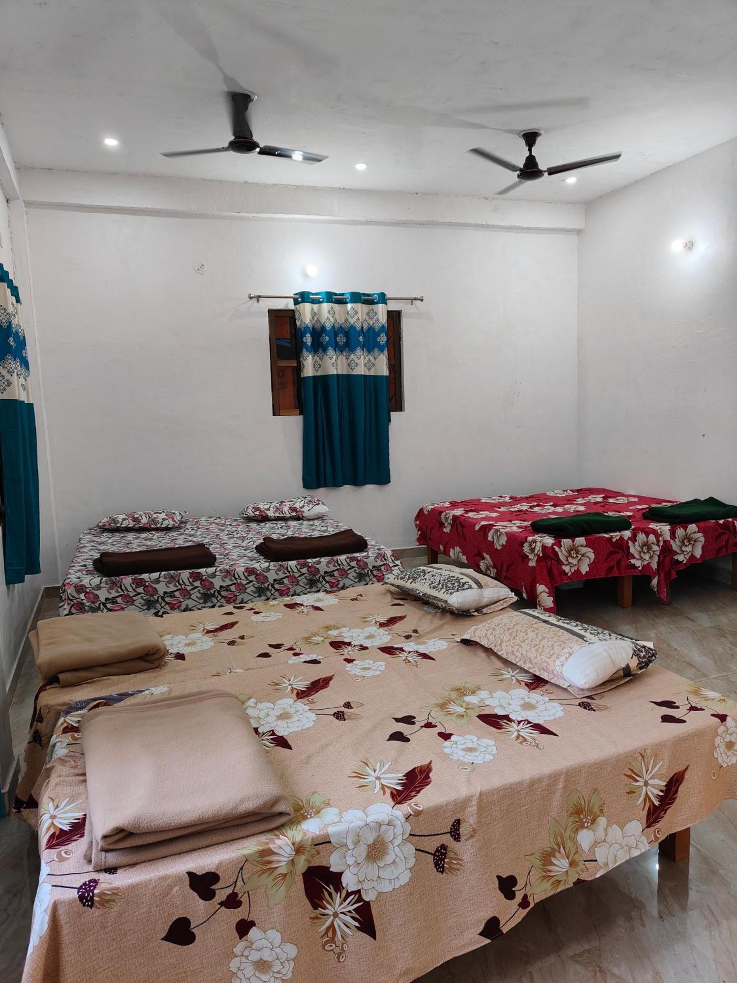 Nature Homestay Varanasi Luaran gambar